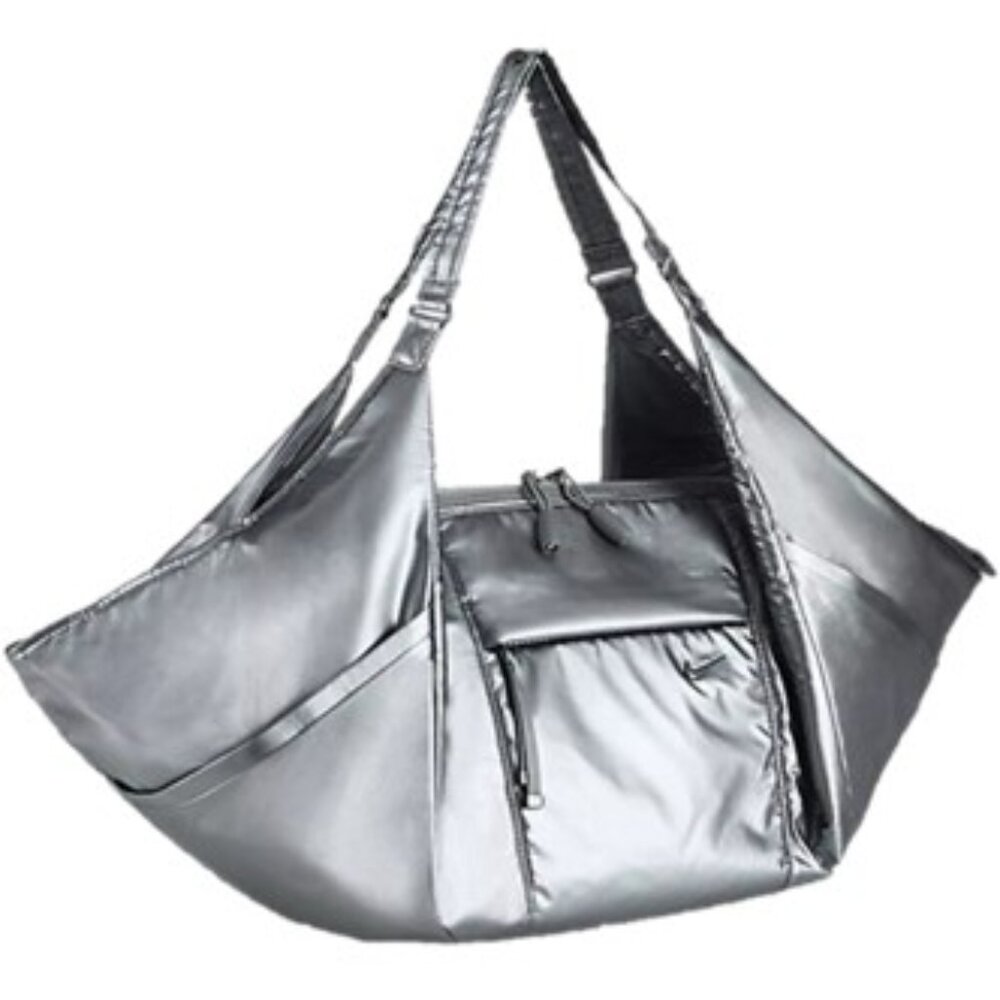 Nike Women Victory Metallic Gym Tote Bag